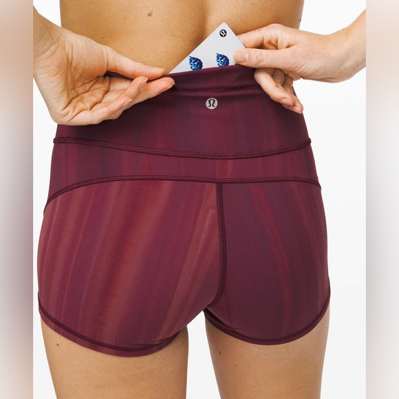 Lululemon In Movement Short *Everlux 2.5" Size 10 - Picture 2 of 8